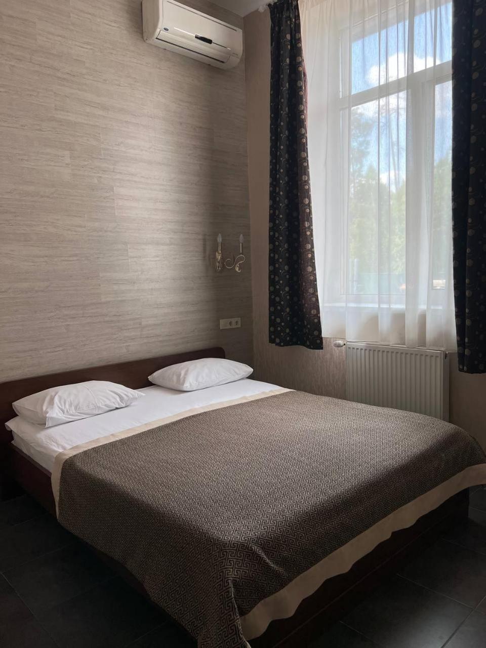 Borovik Hotel Novosilki Bagian luar foto